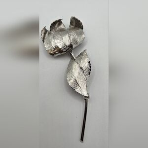 🌼 Coro Brooch Large 4" w/ Textured Leaves